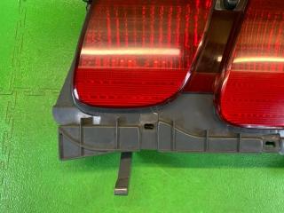 Вставка между стопов правая задняя TOYOTA GRANVIA KCH16 1KZ-TE 26-99 4 ракурс