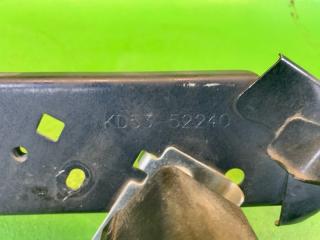 Крепление крыла левое переднее MAZDA CX-5 KE2AW SH-VPTS KD53-52240, KD45-66750, KD62-66750 2 ракурс Крепление крыла левое переднее MAZDA CX-5 KE2AW SH-VPTS KD53-52240, KD45-66750, KD62-66750 2 ракурс
