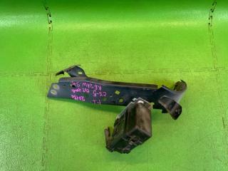 Крепление крыла левое переднее MAZDA CX-5 KE2AW SH-VPTS KD53-52240, KD45-66750, KD62-66750 3 ракурс Крепление крыла левое переднее MAZDA CX-5 KE2AW SH-VPTS KD53-52240, KD45-66750, KD62-66750 3 ракурс