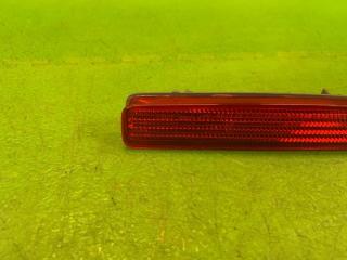 Катафот в бампер правый задний TOYOTA PRIUS ALPHA ZVW41 2ZR-FXE 33-17001 2 ракурс
