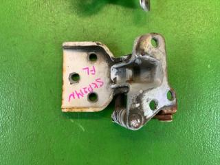 Петля дверная левая передняя NISSAN VANETTE SK82MN F8 80401-HA00A, 80401-HA00A 80421-HA001 4 ракурс