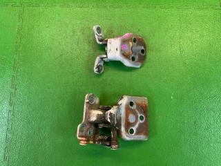 Петля дверная левая передняя NISSAN VANETTE SK82MN F8 80401-HA00A, 80401-HA00A 80421-HA001 5 ракурс