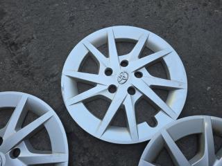 Колпаки на колеса TOYOTA PRIUS ALPHA ZVW40 2ZR-FXE 42602-47090 3 ракурс Колпаки на колеса TOYOTA PRIUS ALPHA ZVW40 2ZR-FXE 42602-47090 3 ракурс