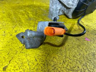 Подушка двс правая AUDI Q5 8RCNCF CNCD 8R0199381AK 3 ракурс Подушка двс правая AUDI Q5 8RCNCF CNCD 8R0199381AK 3 ракурс