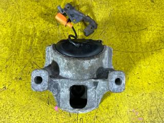 Подушка двс правая AUDI Q5 8RCNCF CNCD 8R0199381AK 4 ракурс Подушка двс правая AUDI Q5 8RCNCF CNCD 8R0199381AK 4 ракурс