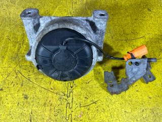 Подушка двс правая AUDI Q5 8RCNCF CNCD 8R0199381AK 5 ракурс Подушка двс правая AUDI Q5 8RCNCF CNCD 8R0199381AK 5 ракурс