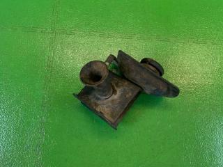 Крепление запасного колеса TOYOTA HILUX SURF KZN185 1KZ-TE 5190035230 5 ракурс