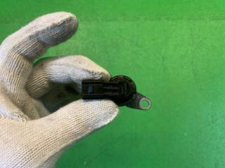 Датчик vvt-i HONDA VEZEL RU3 LEB 15830-5R1-003 4 ракурс