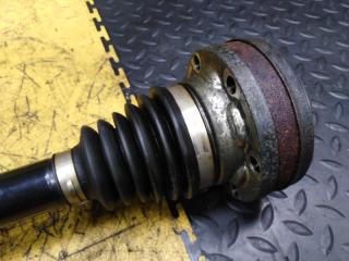 Привод левый задний AUDI Q5 8RCNCF CNCD 8W0501203D 3 ракурс Привод левый задний AUDI Q5 8RCNCF CNCD 8W0501203D 3 ракурс