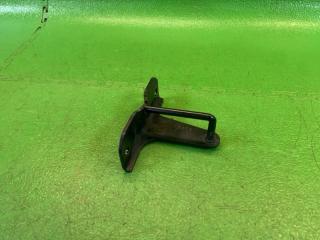 Петля замка капота SUBARU LEVORG VM4 FB16 3 ракурс