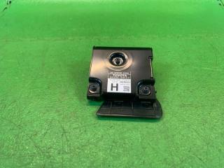 Камера переднего вида передняя TOYOTA HARRIER ZSU60 3ZR-FAE 86468-48020, 036500-7242 3 ракурс