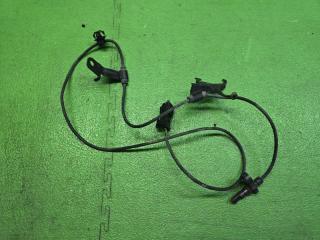Датчик abs правый передний TOYOTA SIENTA NHP170 1NZ-FXE 89516-52170 1 ракурс