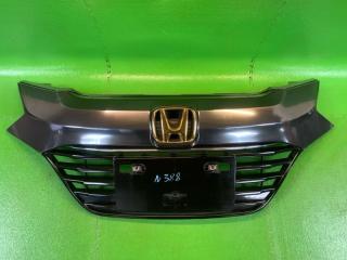 Решетка передняя HONDA VEZEL 2014