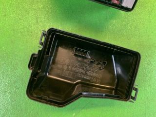 Блок предохранителей TOYOTA ROOMY M900A 1KR-FE 82661-B1460, 82641-B2010-J 4 ракурс