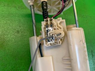 Топливный насос TOYOTA CROWN GRS203 3GR-FSE 77020-30331, 101962-2651 5 ракурс Топливный насос TOYOTA CROWN GRS203 3GR-FSE 77020-30331, 101962-2651 5 ракурс