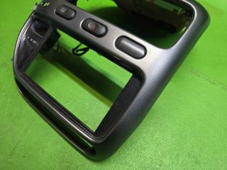 Консоль магнитофона MITSUBISHI DELICA PD6W 6G72 MR720570 4 ракурс