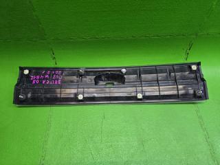 Вставка между стопов задняя MITSUBISHI DELICA D:5 CV5W 4B12 1149-219 5 ракурс Вставка между стопов задняя MITSUBISHI DELICA D:5 CV5W 4B12 1149-219 5 ракурс