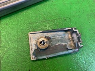 Полозья для сдвижной двери правые задние NISSAN VANETTE SK82MN F8 77796-HA000, S42N-72-280 3 ракурс