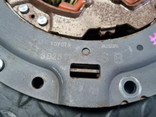 Диск сцепления TOYOTA PRIUS ALPHA ZVW41 2ZR-FXE 31270-47060 3 ракурс