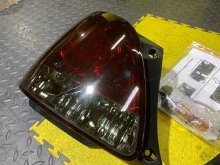 Стоп-сигнал TOYOTA ARISTO JZS160 HU421-02-2-J-03 2 ракурс