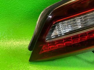 Вставка между стопов правая задняя HONDA VEZEL RU3 LEB 132-62164 2 ракурс