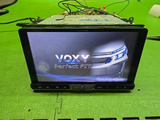 Магнитофон TOYOTA VOXY ZWR80 2ZR-FXE X900, ALPINE X900 1 ракурс