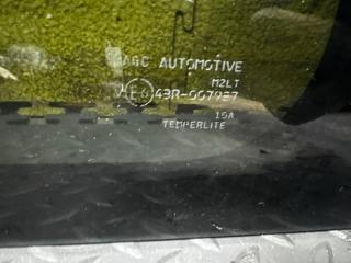 Стекло собачника левое заднее DAIHATSU THOR M900S 1KR-FE 62712-B1030 4 ракурс