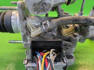 Главный тормозной цилиндр TOYOTA VOXY ZWR80 2ZR-FXE 4705028010, 47210-28070 4 ракурс