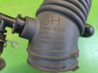 Патрубок воздушного фильтра LEXUS RX450H GYL10 2GR-FXE 17881-31230, 17880-31220, 17893-31110 3 ракурс
