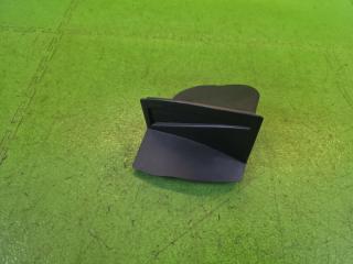 Уголок решетки под дворники передний правый HONDA VEZEL 2014