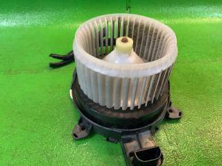 Мотор печки TOYOTA VOXY ZWR80 2ZR-FXE 87103-48160 3 ракурс