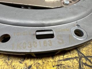 Диск сцепления TOYOTA PRIUS ZVW30 2ZR-FXE 31270-47040 2 ракурс