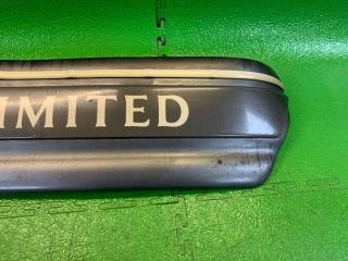 Молдинг на дверь левый задний TOYOTA LAND CRUISER HDJ81 1HD-T 75741-60030, 75741-60070 4 ракурс Молдинг на дверь левый задний TOYOTA LAND CRUISER HDJ81 1HD-T 75741-60030, 75741-60070 4 ракурс