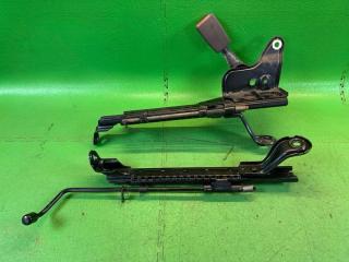 Полозья сидений левые передние TOYOTA LAND CRUISER HDJ81 1HD-T 72120-60030, 72140-60030, 73230-60130 1 ракурс