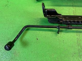 Полозья сидений левые передние TOYOTA LAND CRUISER HDJ81 1HD-T 72120-60030, 72140-60030, 73230-60130 2 ракурс