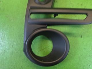 Рамка под туманки правая передняя TOYOTA RAIZE A201A WA-VE 52712-B1160, 52712-B1180 4 ракурс