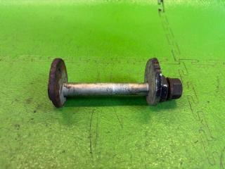 Болт-эксцентрик TOYOTA LAND CRUISER UZJ100 2UZ-FE 4819060011 1 ракурс