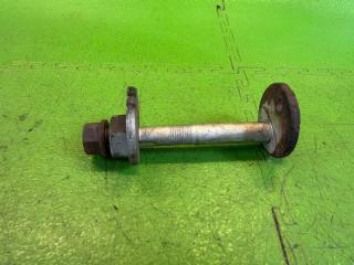Болт-эксцентрик TOYOTA LAND CRUISER UZJ100 2UZ-FE 4819060011 3 ракурс