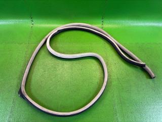 Уплотнительная резинка дверей TOYOTA LAND CRUISER UZJ100 2UZ-FE 6233160020A0,6233260020A0,6231160080A0,6231260080A0 3 ракурс