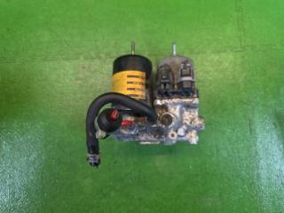 Запчасть блок abs TOYOTA PRIUS 2013