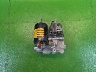 Запчасть блок abs TOYOTA PRIUS 2015