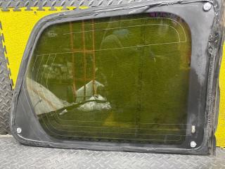 Стекло собачника правое заднее NISSAN SERENA FNC26 MR20DD 83300-1VA0C, 83301-1VA0C 5 ракурс Стекло собачника правое заднее NISSAN SERENA FNC26 MR20DD 83300-1VA0C, 83301-1VA0C 5 ракурс