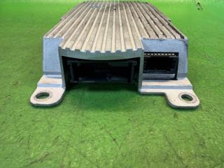 Усилитель звука BMW X1 E84 N46B20B 9257160-01 3 ракурс