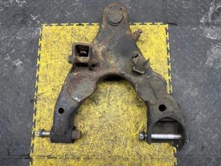 Рычаг правый передний TOYOTA LAND CRUISER UZJ100 2UZ-FE 48620-60010 1 ракурс