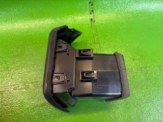 Воздуховод правый NISSAN LEAF ZE1 EM57 68760-5SK0B 4 ракурс
