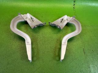 Петля капота передняя TOYOTA YARIS MXPA10 M15A-FKS 53420K0040, 53410K0040 1 ракурс Петля капота передняя TOYOTA YARIS MXPA10 M15A-FKS 53420K0040, 53410K0040 1 ракурс