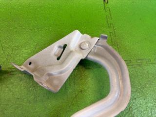 Петля капота передняя TOYOTA YARIS MXPA10 M15A-FKS 53420K0040, 53410K0040 5 ракурс Петля капота передняя TOYOTA YARIS MXPA10 M15A-FKS 53420K0040, 53410K0040 5 ракурс