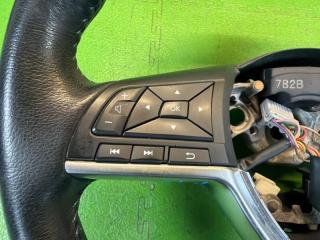 Руль NISSAN LEAF ZE1 EM57 2 ракурс Руль NISSAN LEAF ZE1 EM57 2 ракурс