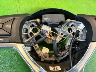Руль NISSAN LEAF ZE1 EM57 3 ракурс Руль NISSAN LEAF ZE1 EM57 3 ракурс