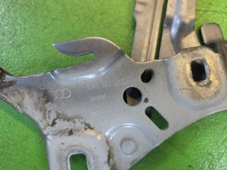 Петля капота передняя AUDI A4 (B9) 8W2 CYRB 8W0823301D 8W0823302D, 8W0823359B01S, 8W0823302D, 8W0823359B01S, 8W0823301D 4 ракурс